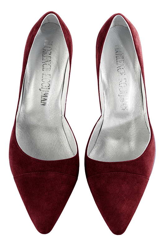 Burgundy red women's open arch dress pumps. Tapered toe. Very high spool heels. Top view - Florence KOOIJMAN